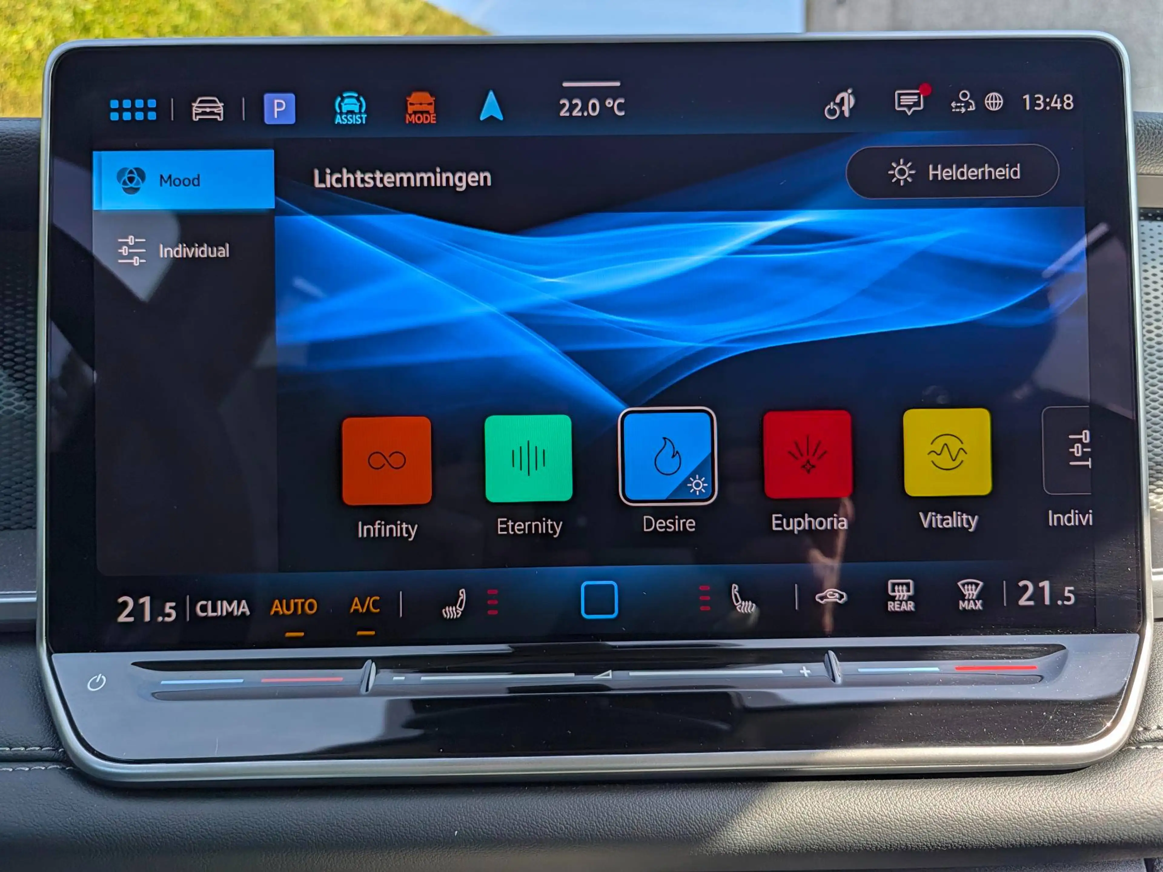 Volkswagen Tayron 7 zit - trekhaak - 360camera - verwarmd stuur - ambiance — photo 8