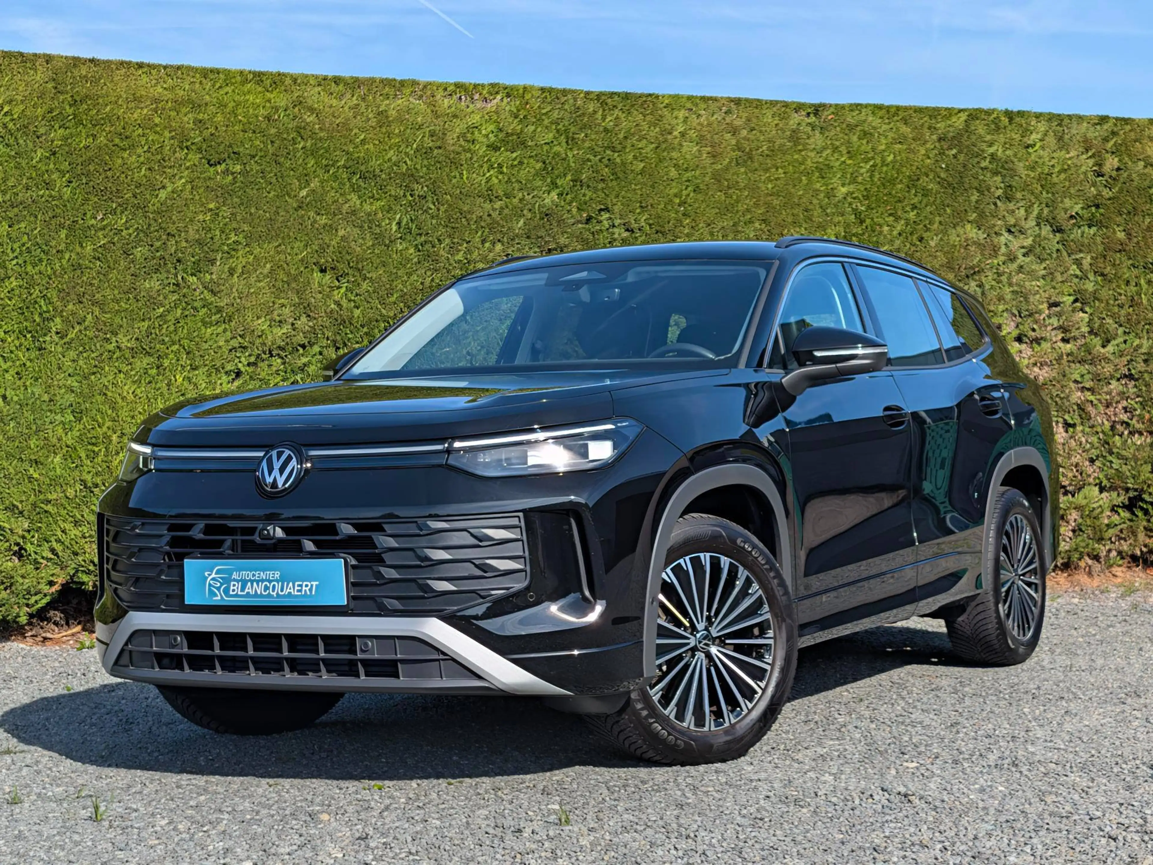 Volkswagen Tayron 7 zit - trekhaak - 360camera - verwarmd stuur - ambiance