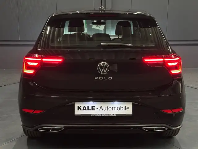 Volkswagen Polo view 4