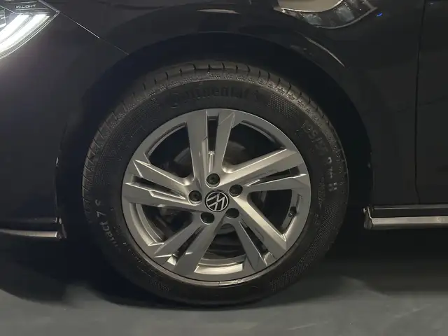 Volkswagen Polo view 9