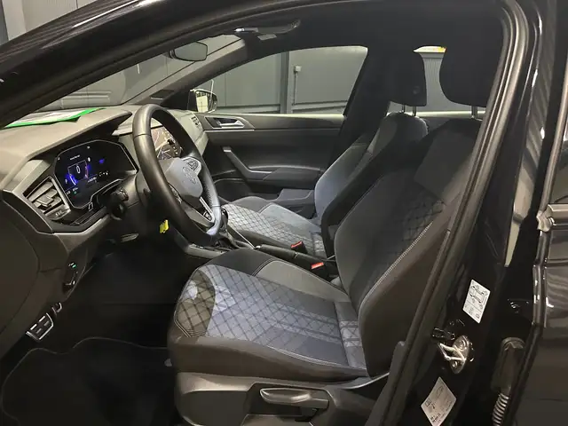 Volkswagen Polo view 14