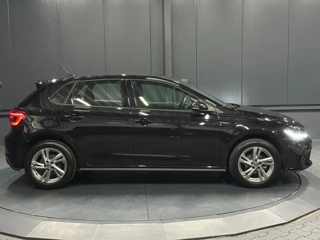 Volkswagen Polo view 6