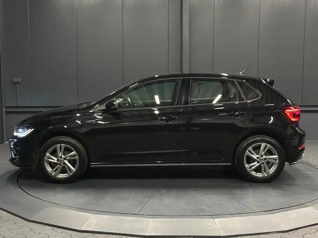 Volkswagen Polo view 2