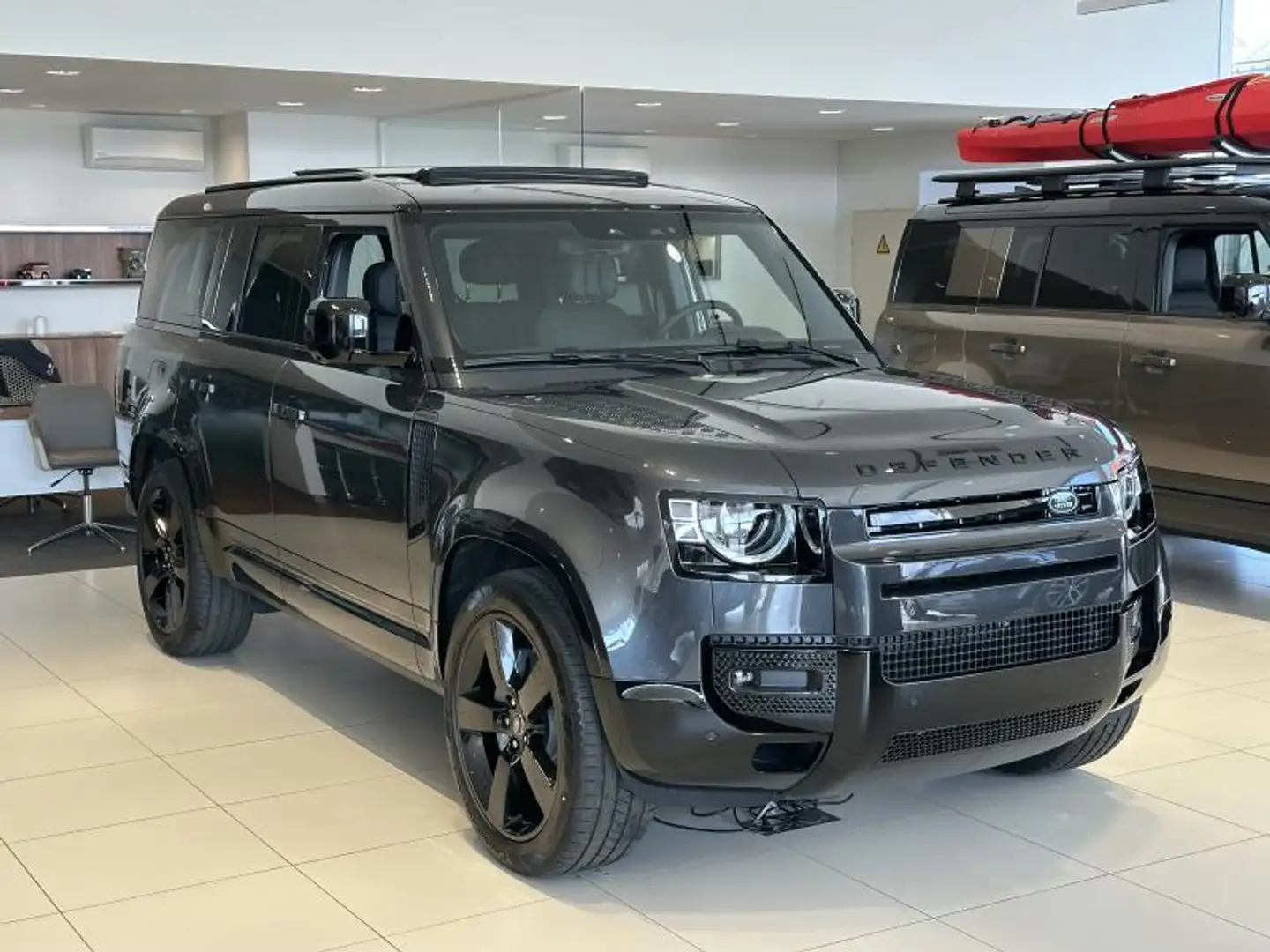 Land Rover Defender 130 D300 X-Dynamic HSE AWD Auto. 25.5MY Gris - 1