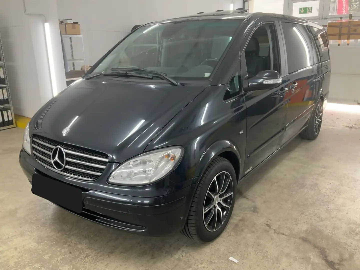 Mercedes-Benz Viano 3.0 CDI Activity lang Leder*Memory*S-Dach Schwarz - 1