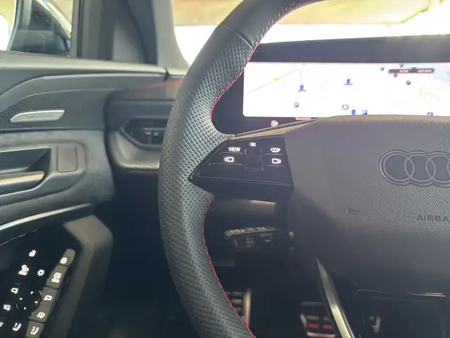 Audi Q5 view 15