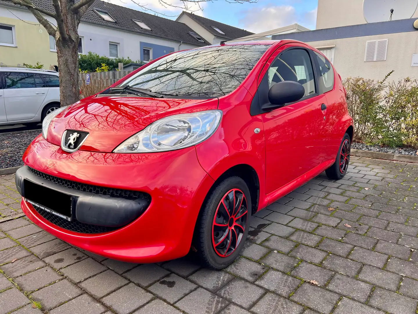 Peugeot 107 107 70 Filou Czerwony - 1