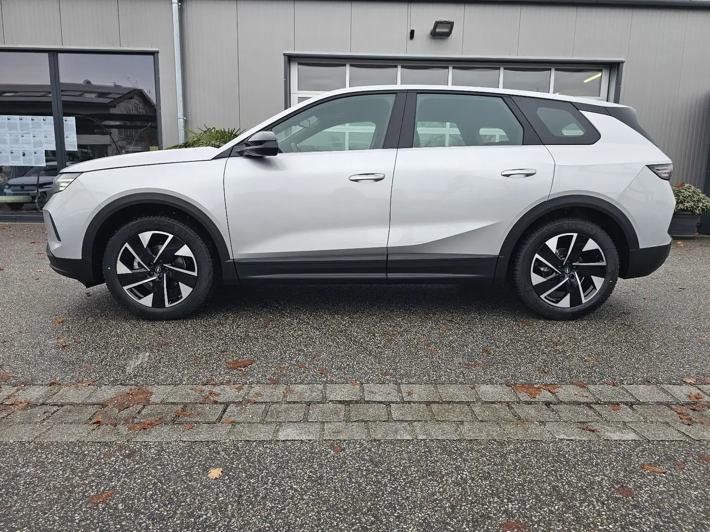 Opel Grandland X Grandland Edition Hybrid 107kW*Allwetter*AHK* Zilver - 2