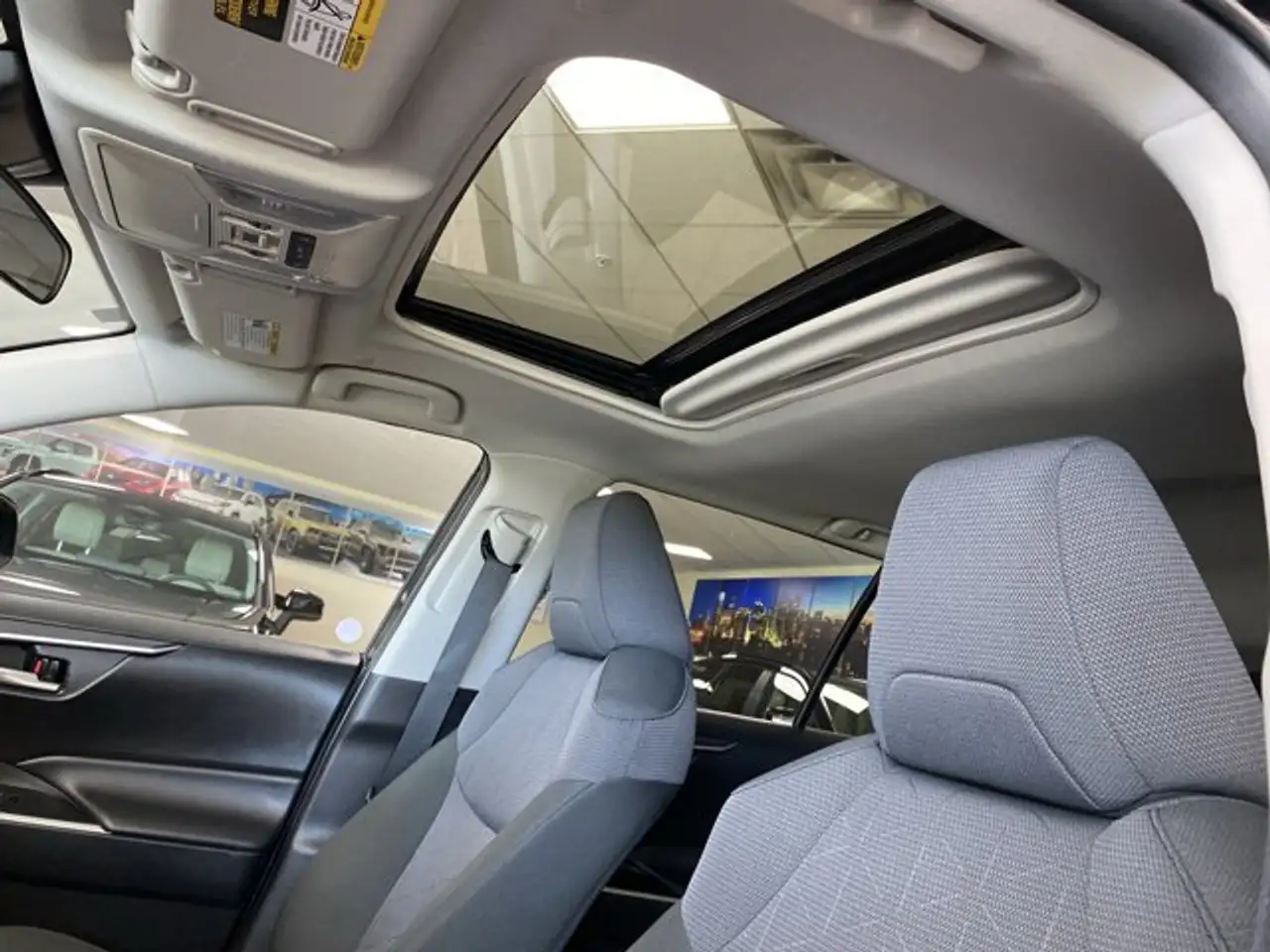 Toyota RAV 4 photo Toyota RAV 4