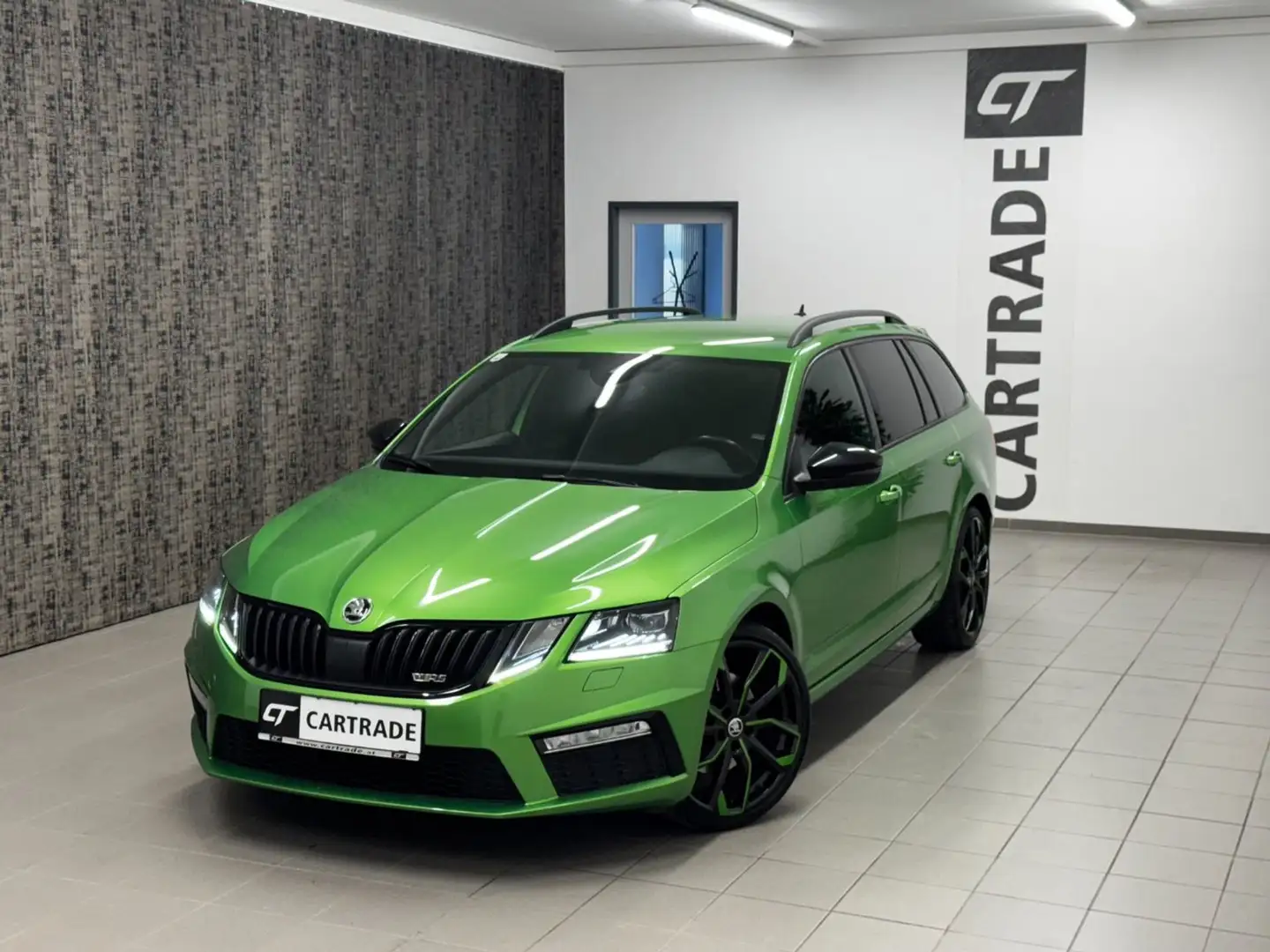 Skoda Octavia 2.0 TDI DPF RS  4x4 Grün - 2