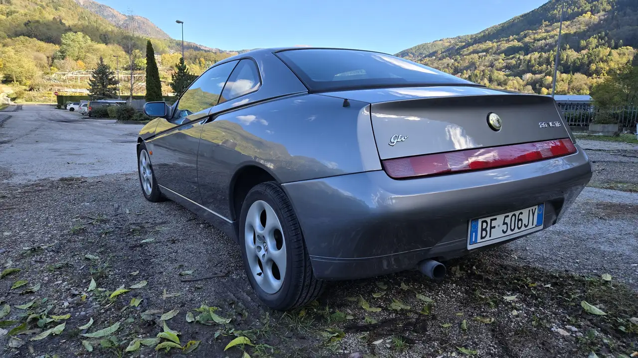Alfa Romeo GTV 2.0 V6 tb L ASI, foto 4