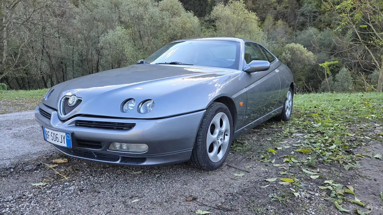 Alfa Romeo GTV 2.0 V6 tb L ASI, foto 1