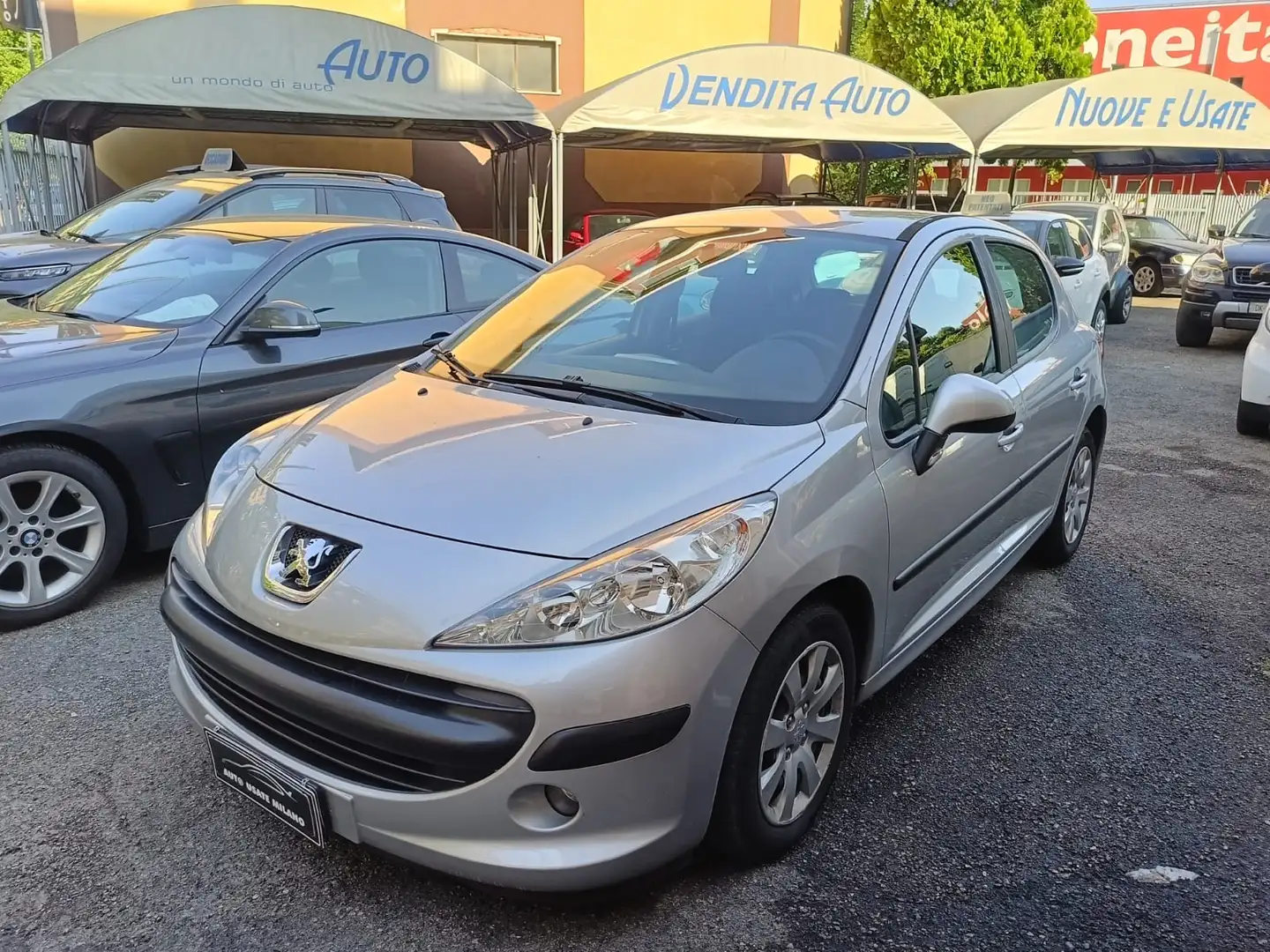 Peugeot 207 5p 1.4 8v Energie KM 70.000 ADATTA A NEO-PATENTATI Zilver - 1