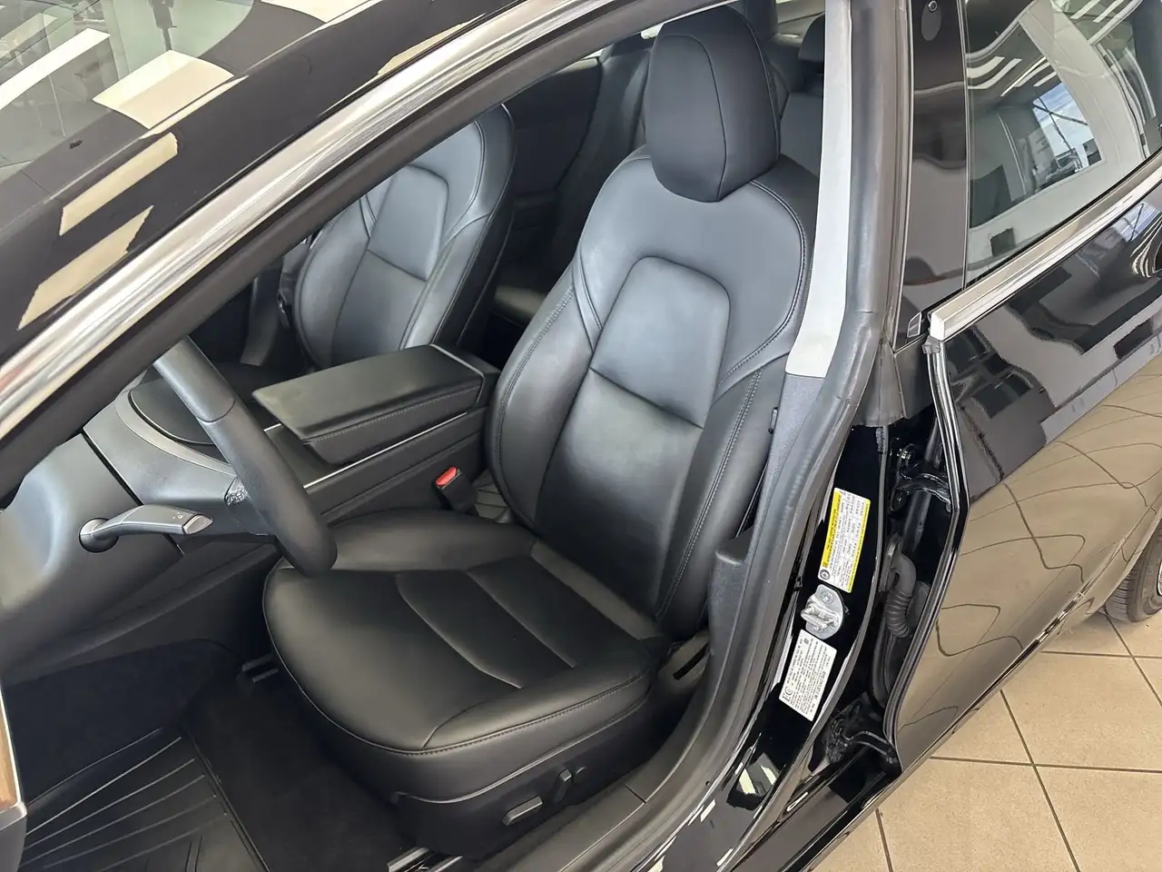 Tesla Model 3 photo Tesla Model 3