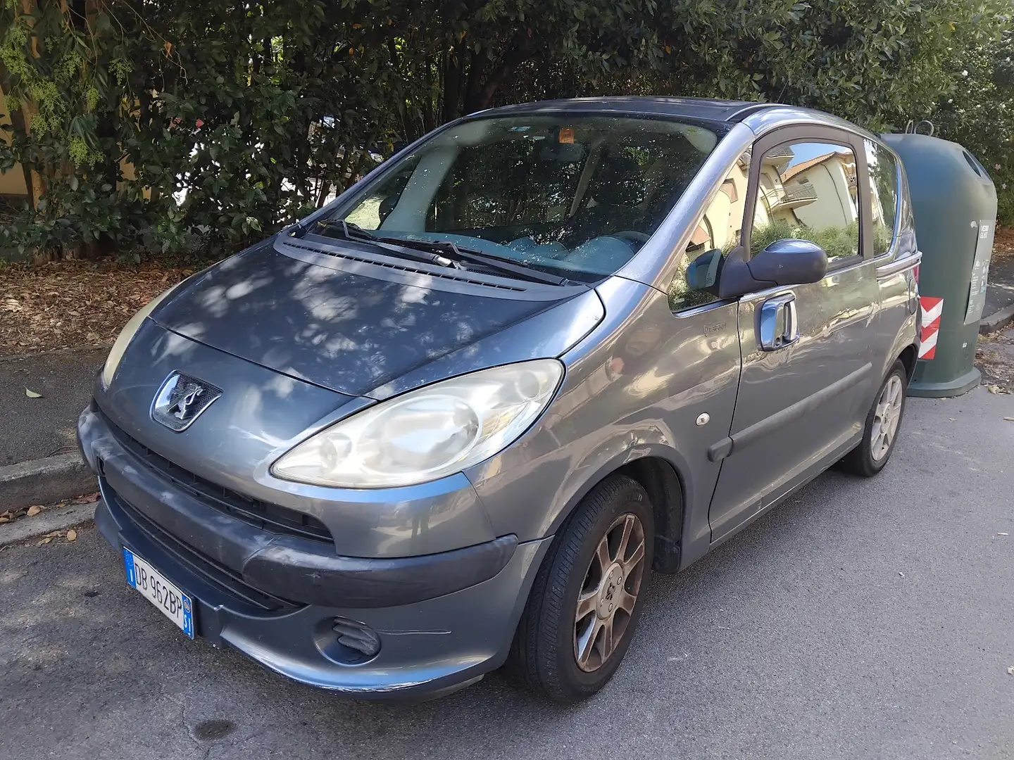 Peugeot 1007 1.4 hdi Freddy LE - 2