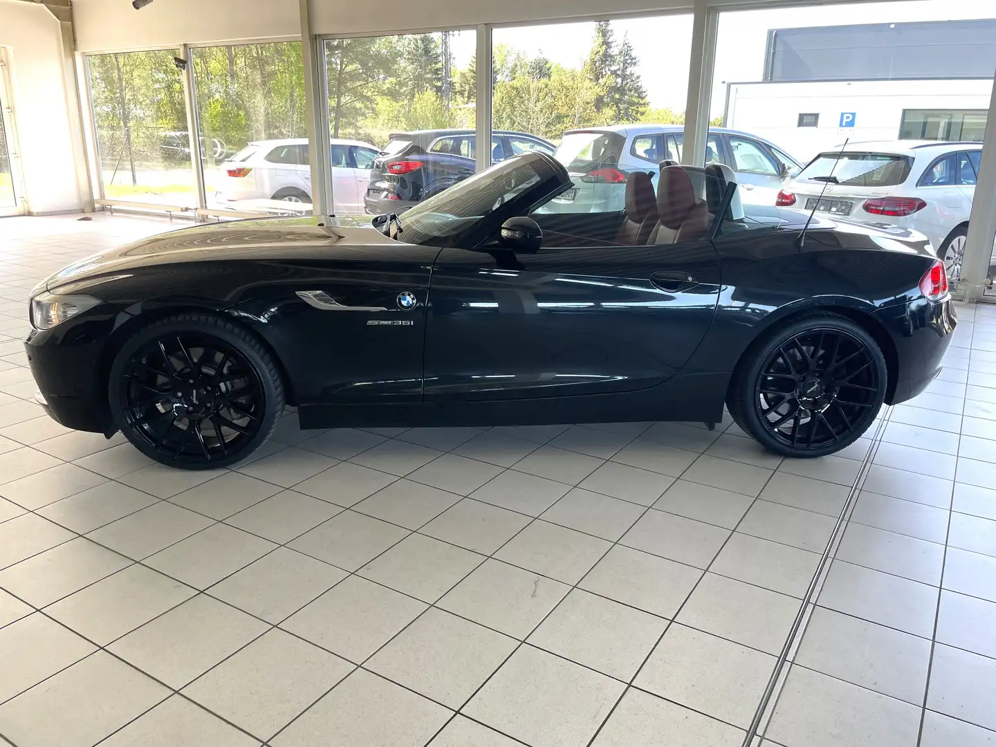 BMW Z4 sDrive 35i-Leder rot-TÜV NEU-Alu 19Zoll-Xenon- Negro - 2