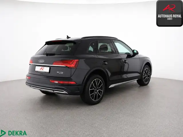 Audi Q5 view 5