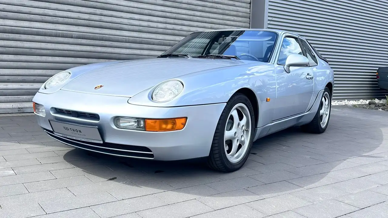 Porsche 968