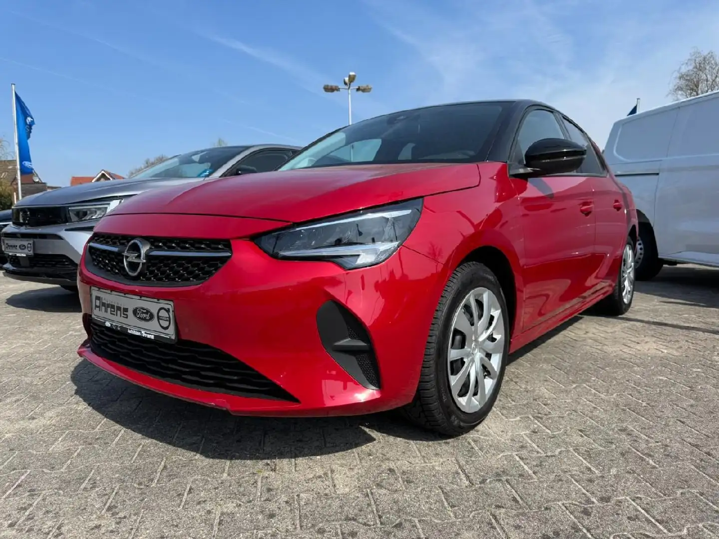 Opel Corsa Edition Rouge - 1