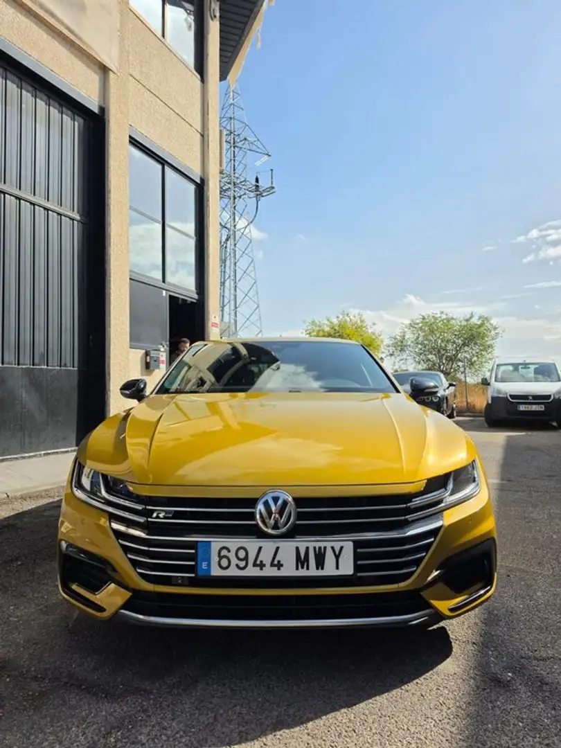 Volkswagen Arteon 2.0TDI R-Line DSG7 110kW Amarillo - 1