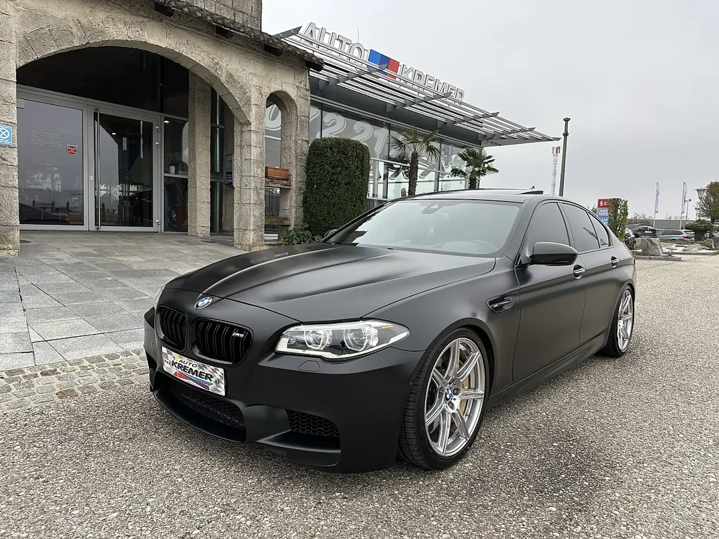 BMW M5 Competition LCI F10/AKRAPOVIC/B&O/SHD/KERAMIK/C... Schwarz - 2