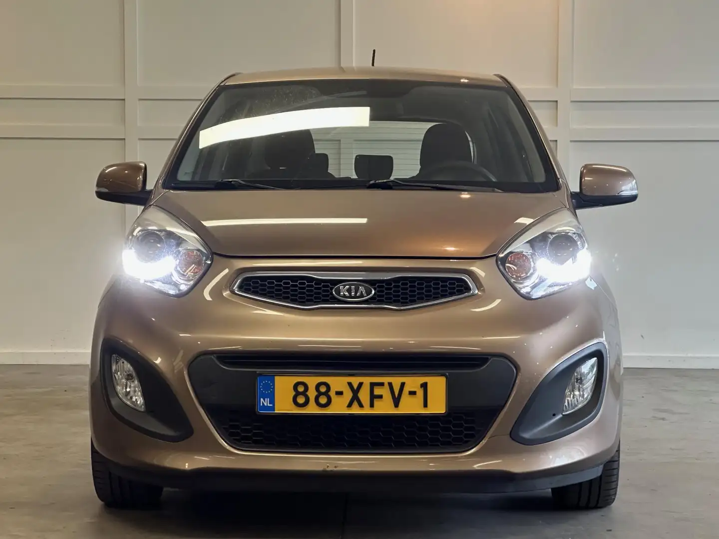 Kia Picanto CVVT Comfort Pack / 2012 / Airco / Marrón - 2