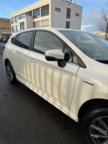 Subaru Impreza Impreza Hybrid 2.0ie Lineartronic Platinum
