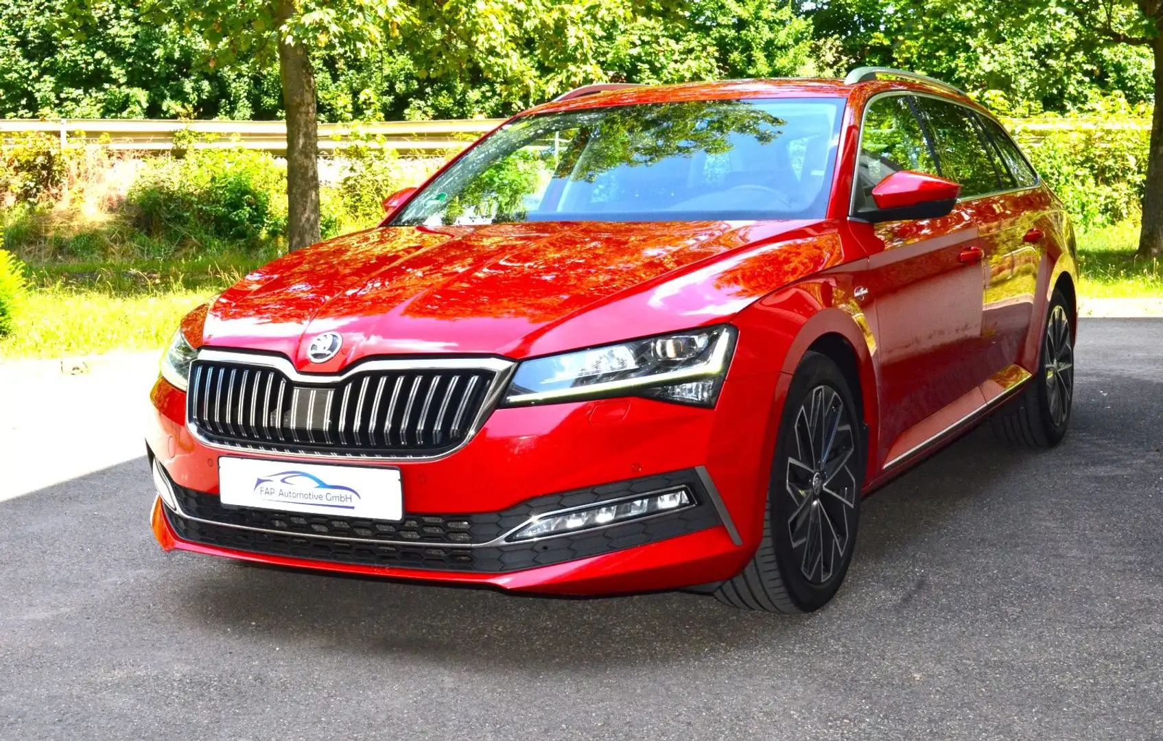 Skoda Superb Combi L&K 4x4 TOP AUSSTATTUNG Rojo - 1