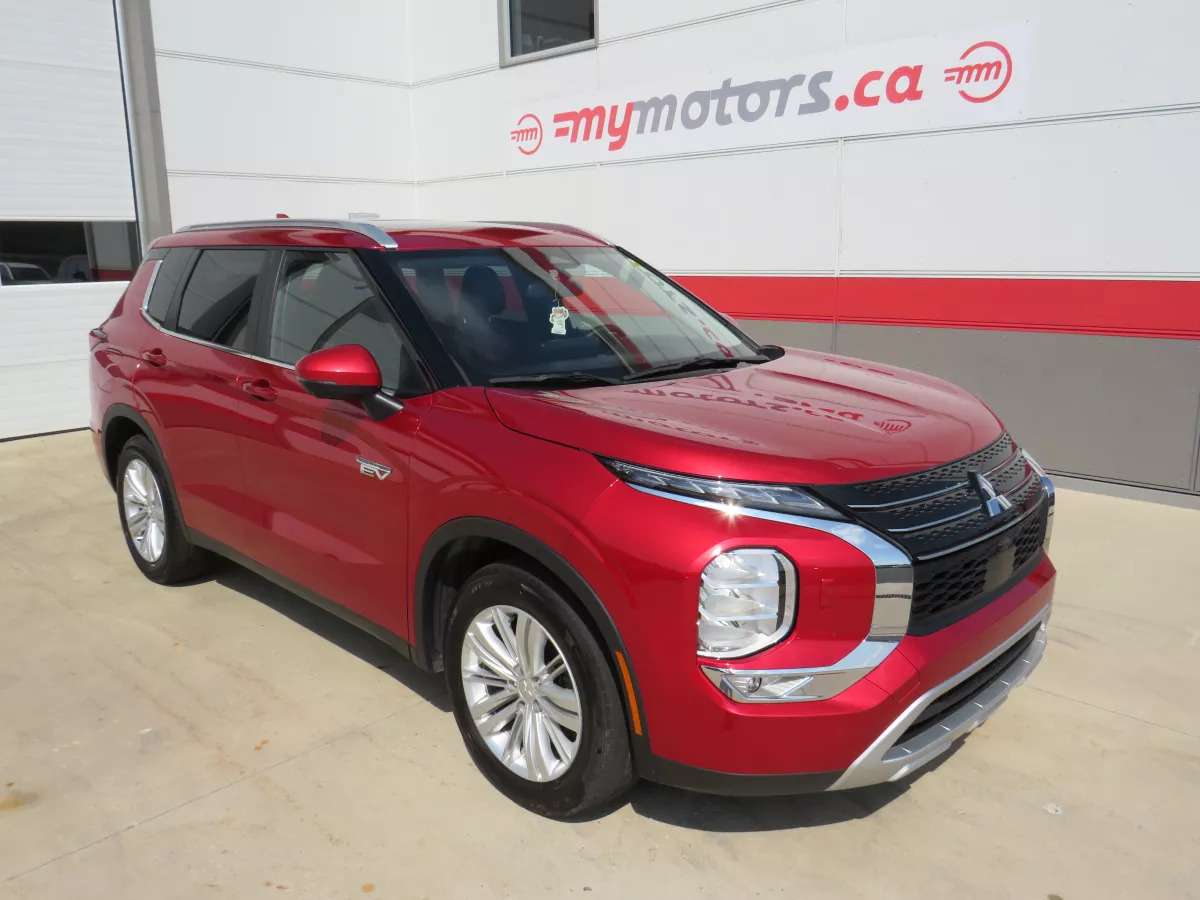 2024 Mitsubishi Outlander SEL | PHEV | AWD | Automatic | Alloy Wheels | Pano