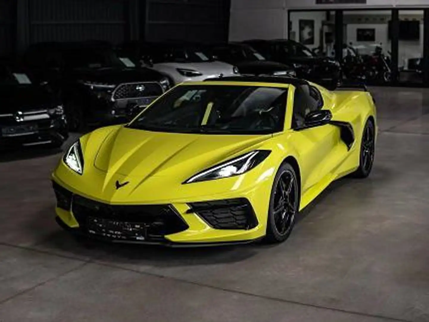 Corvette C8 Geel - 1