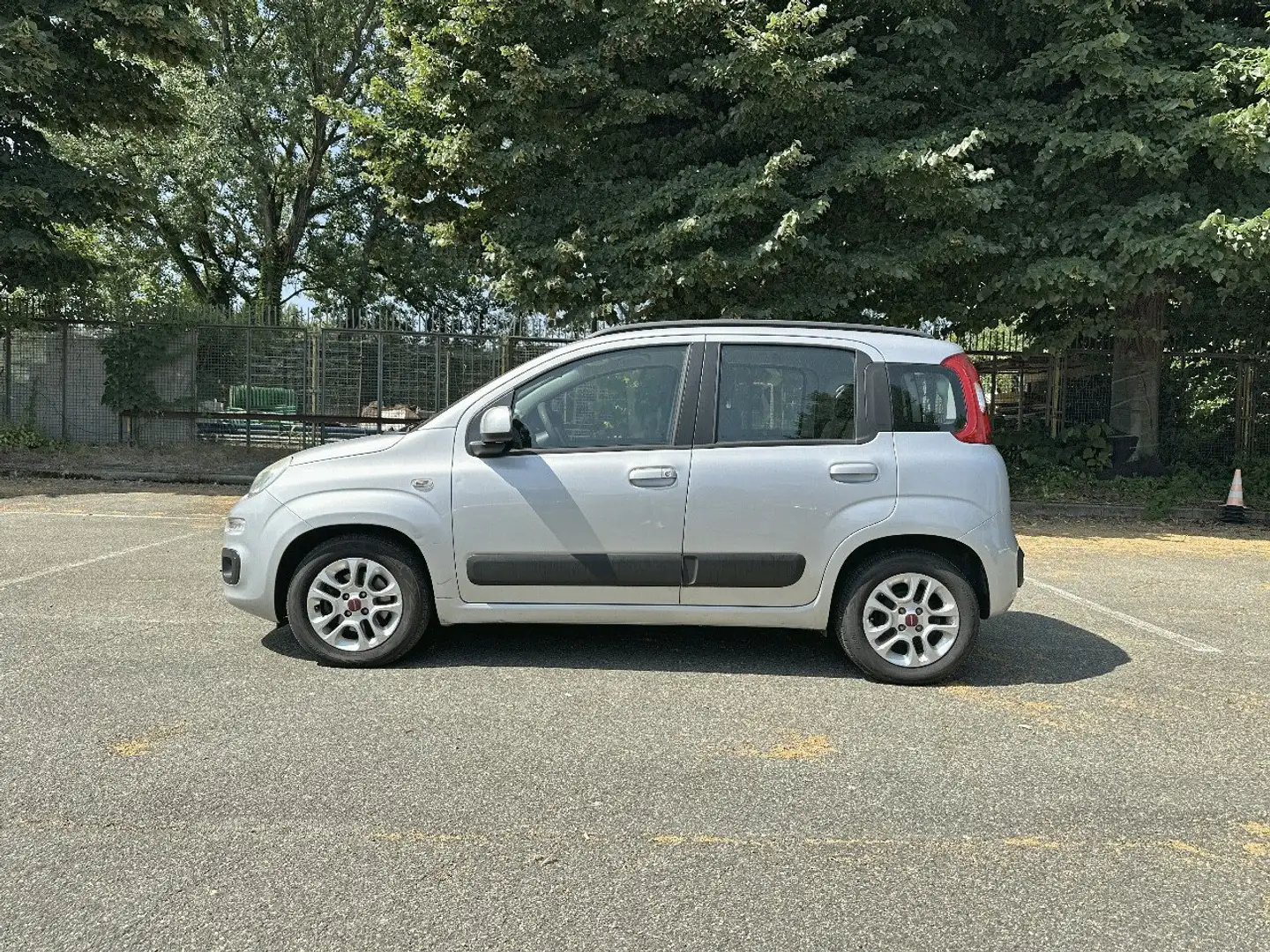 Fiat Panda 1.3 Mjt 16v 75cv S&S Lounge Grigio - 2