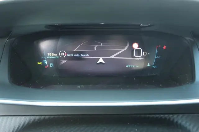 Peugeot 2008 view 11
