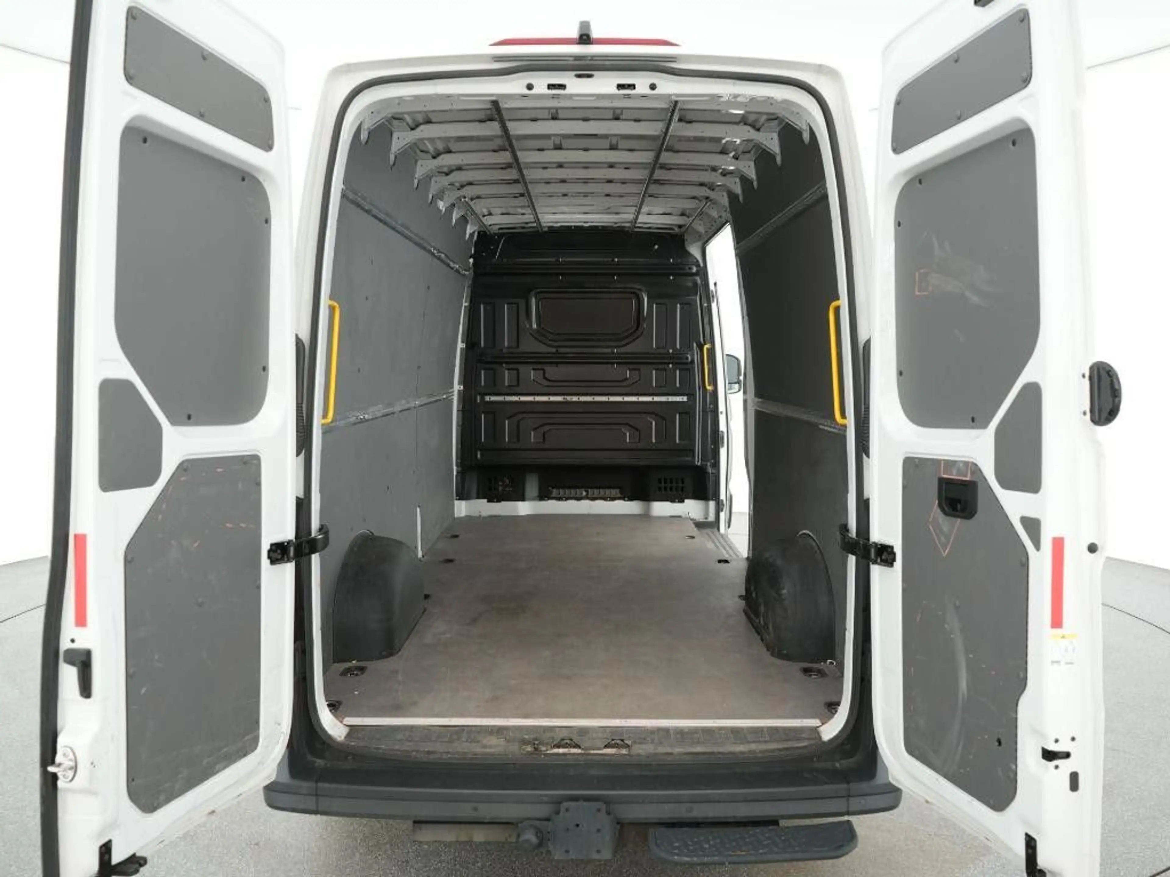 Volkswagen Crafter Kasten 35 lang Hochdach FWD RFK Klima — photo 5