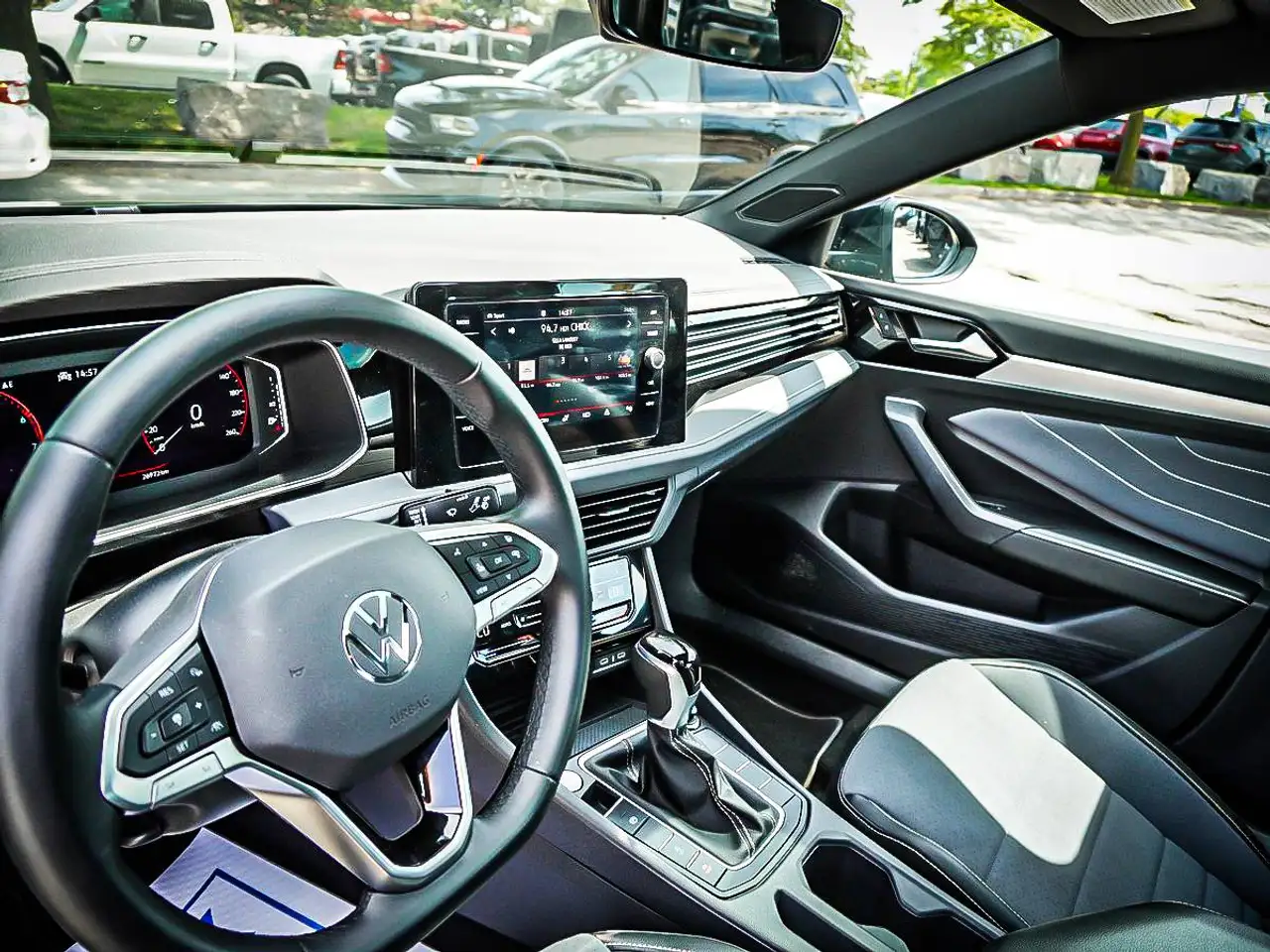 Volkswagen Jetta снимка Volkswagen Jetta