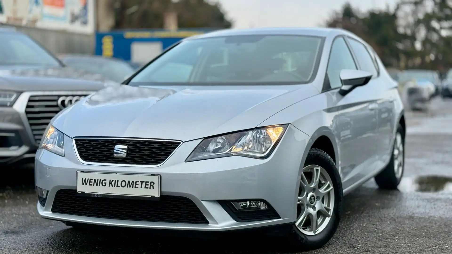 SEAT Leon 1,2 TSI *Viele-Extras +Finanzierung möglich Refer Grau - 1