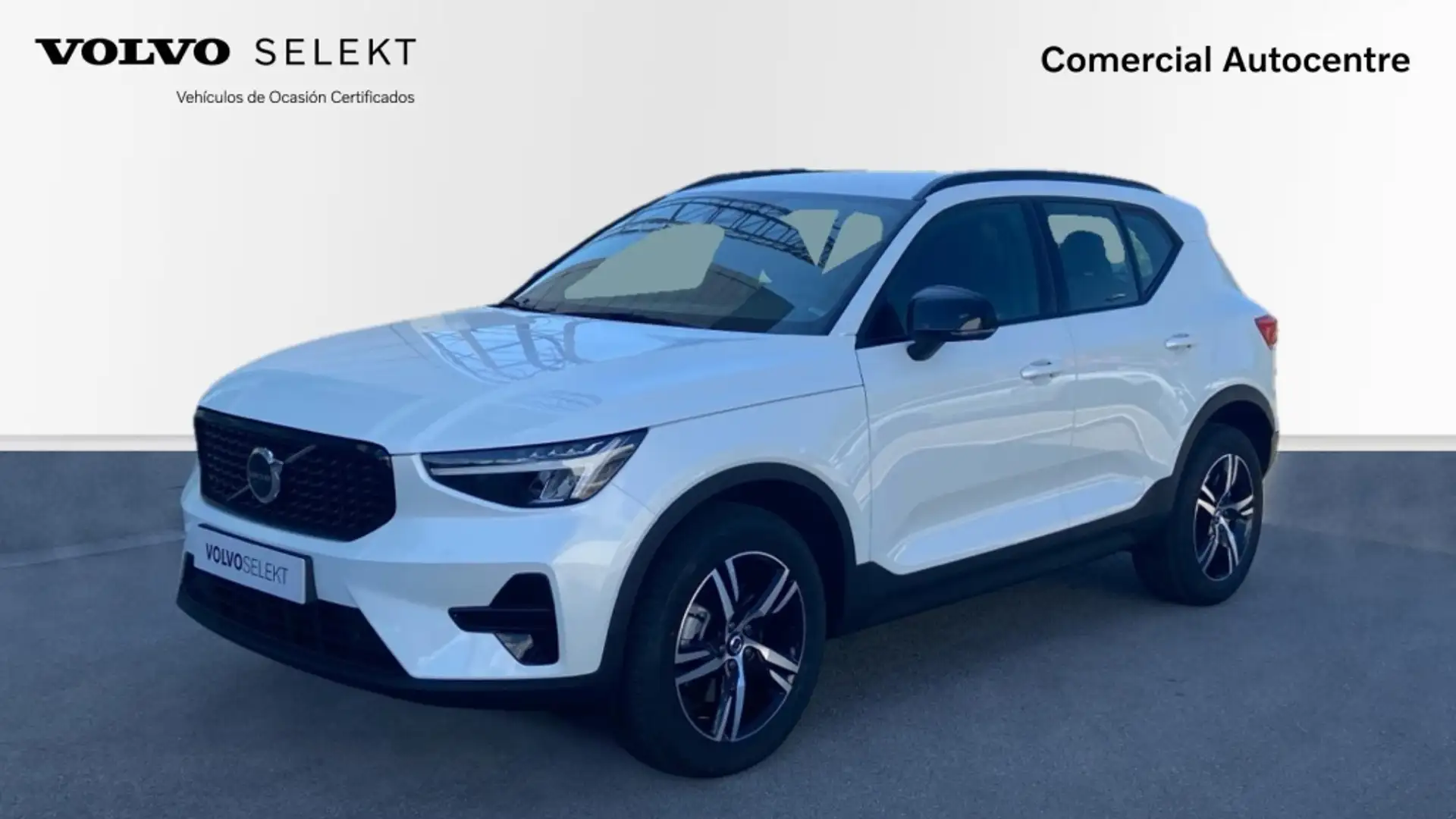 Volvo XC40 2.0 B3 PLUS DARK AUTO 163 5P - 1