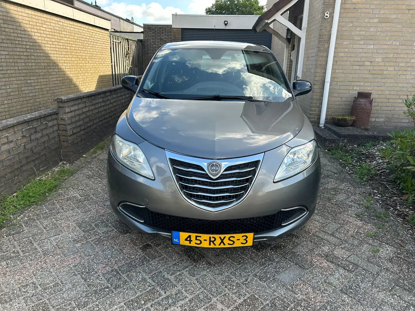 Lancia Ypsilon Ypsilon 0.9 TwinAir Silver Zilver - 2