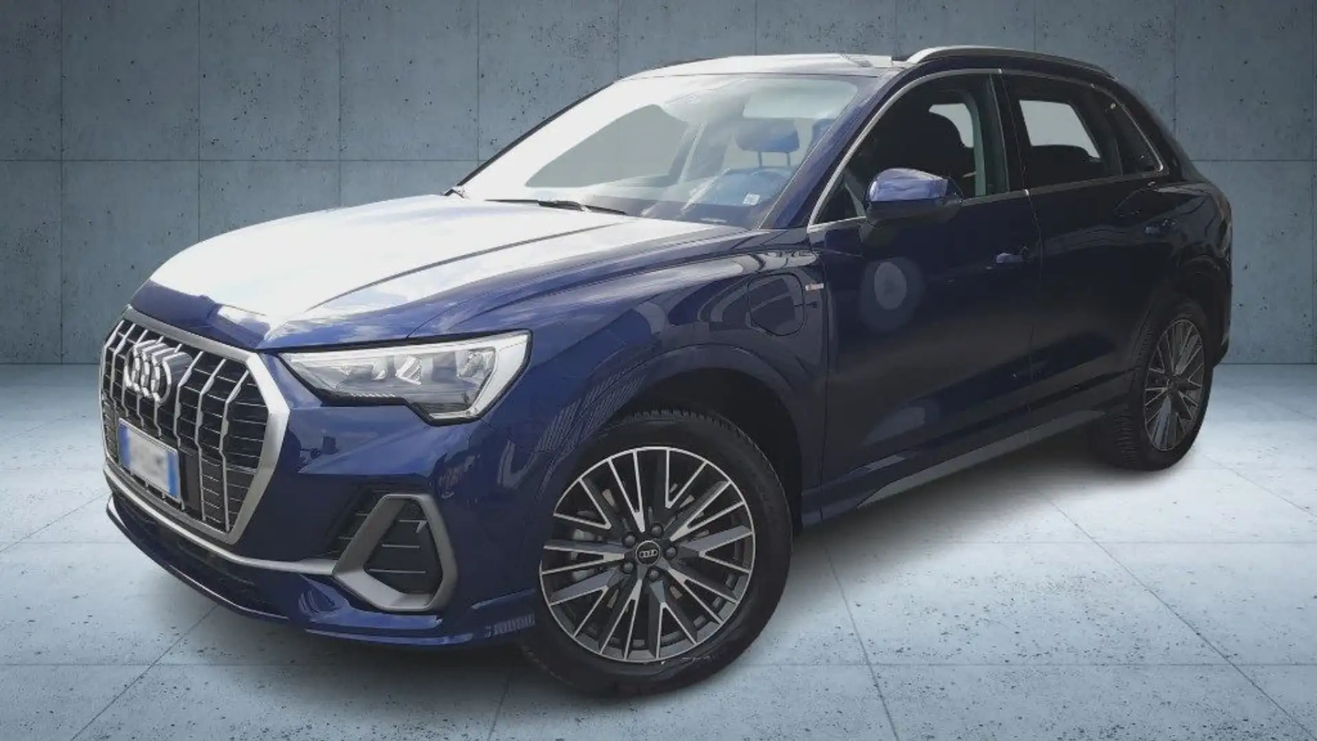 Audi Q3 E-TRON SPB 35 TFSI S-line edition Blu/Azzurro - 1