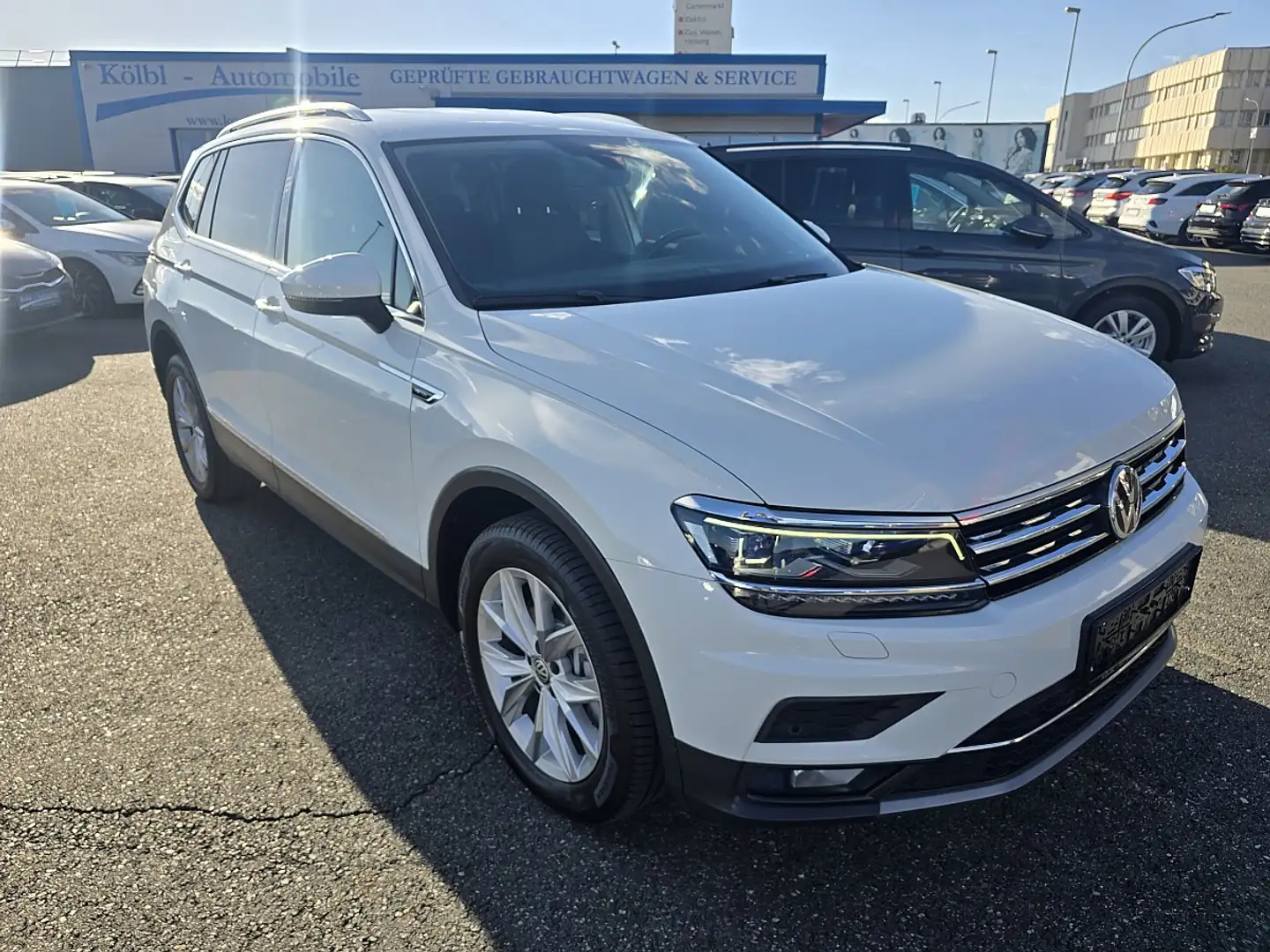 Volkswagen Tiguan Allspace Tiguan 2,0 TDI SCR 4Motion 7 Sitze Allspace Hig... Weiß - 1