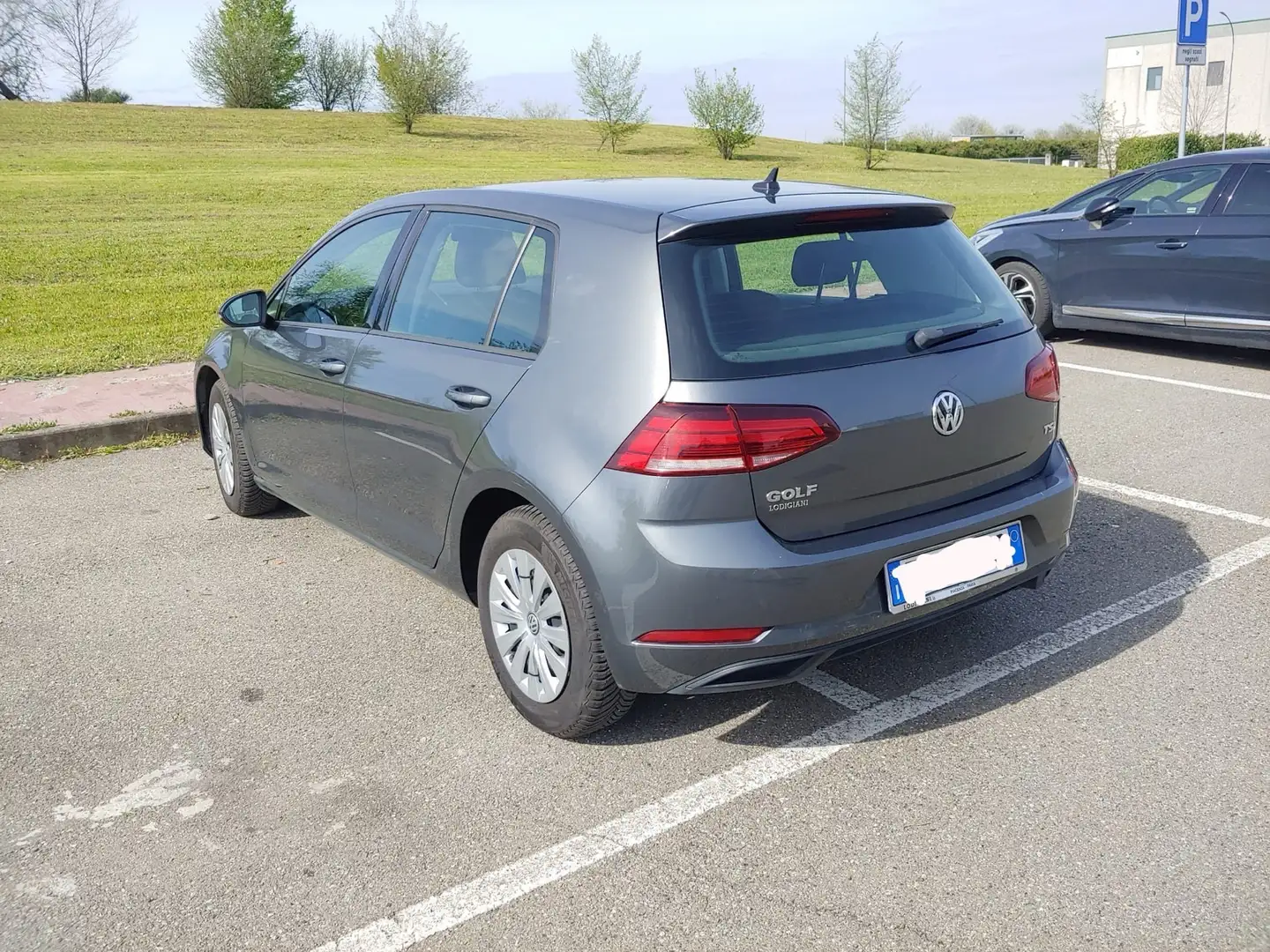 Volkswagen Golf 5p 1.0 tsi Trendline 85cv Neopatentati - 2