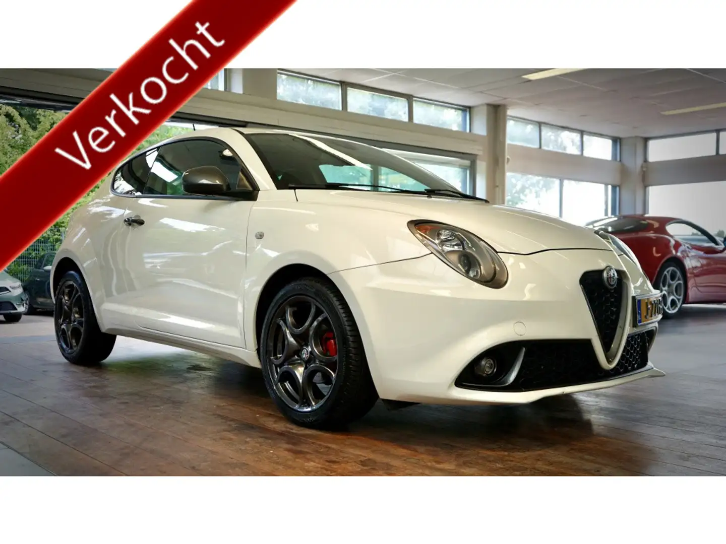 Alfa Romeo MiTo 0.9T. Air Super | Regen sensor | | 17 inch | | Cli Blanc - 1
