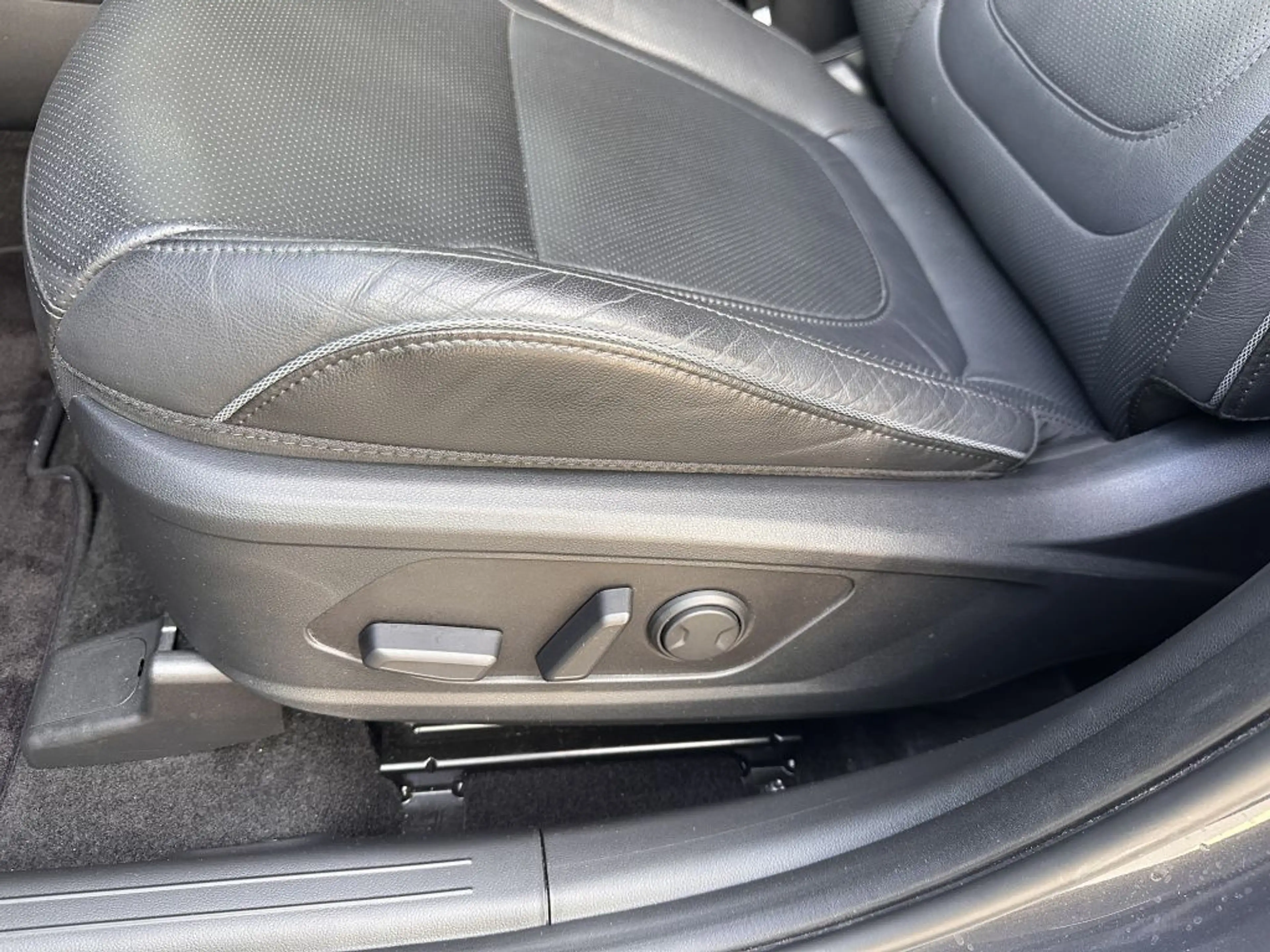 Hyundai TUCSON 1.6 T-GDi Plug-in-Hybrid 4WD Prime +Assis — photo 14
