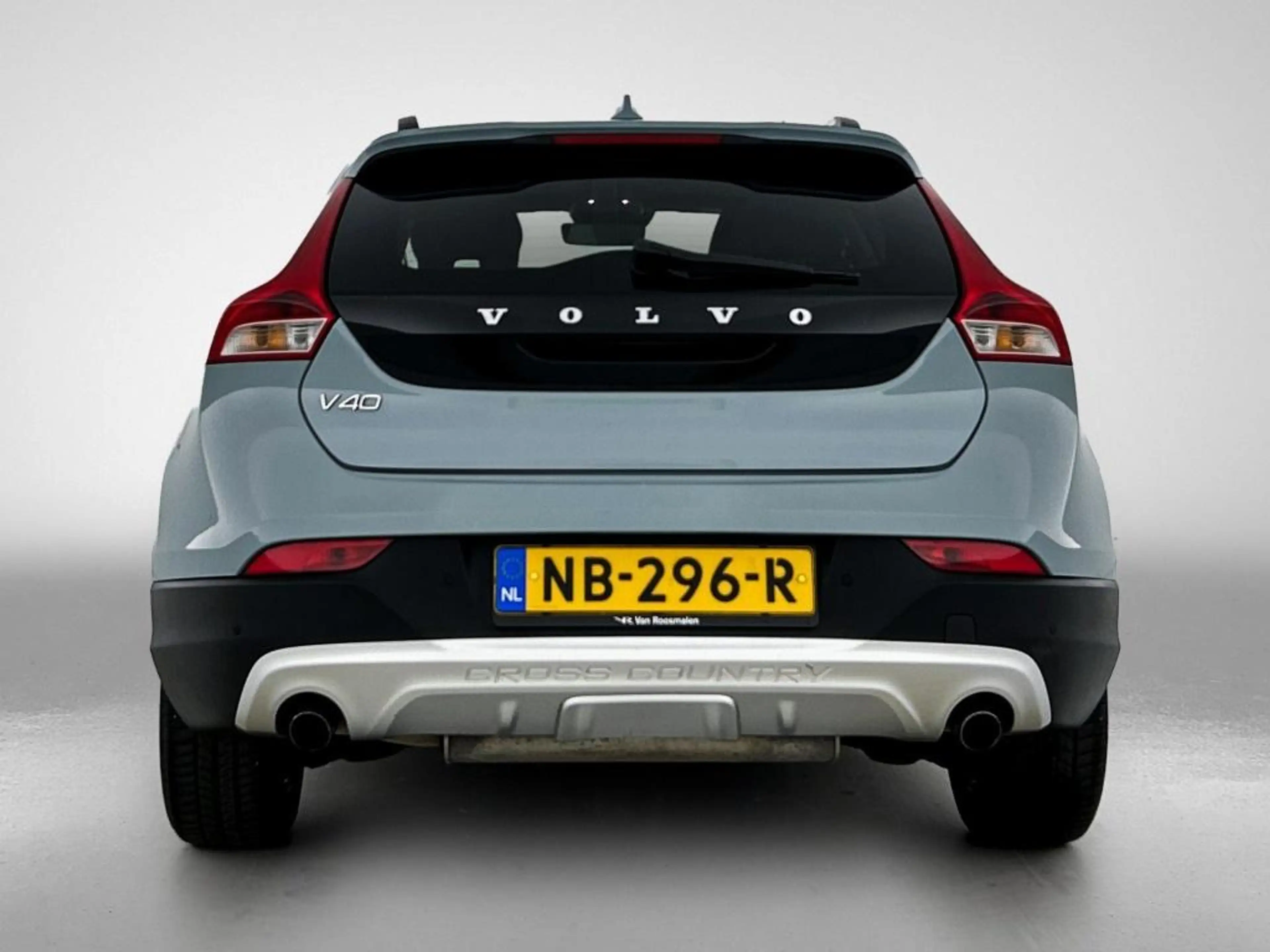 Volvo V40 Cross Country 1.5 T3 Momentum | Trekhaak | Navigatie | Cruise Co — photo 3