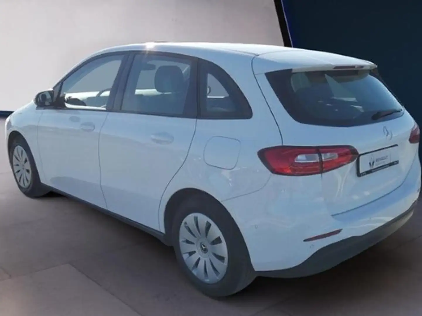 Mercedes-Benz 180 Bílá - 2