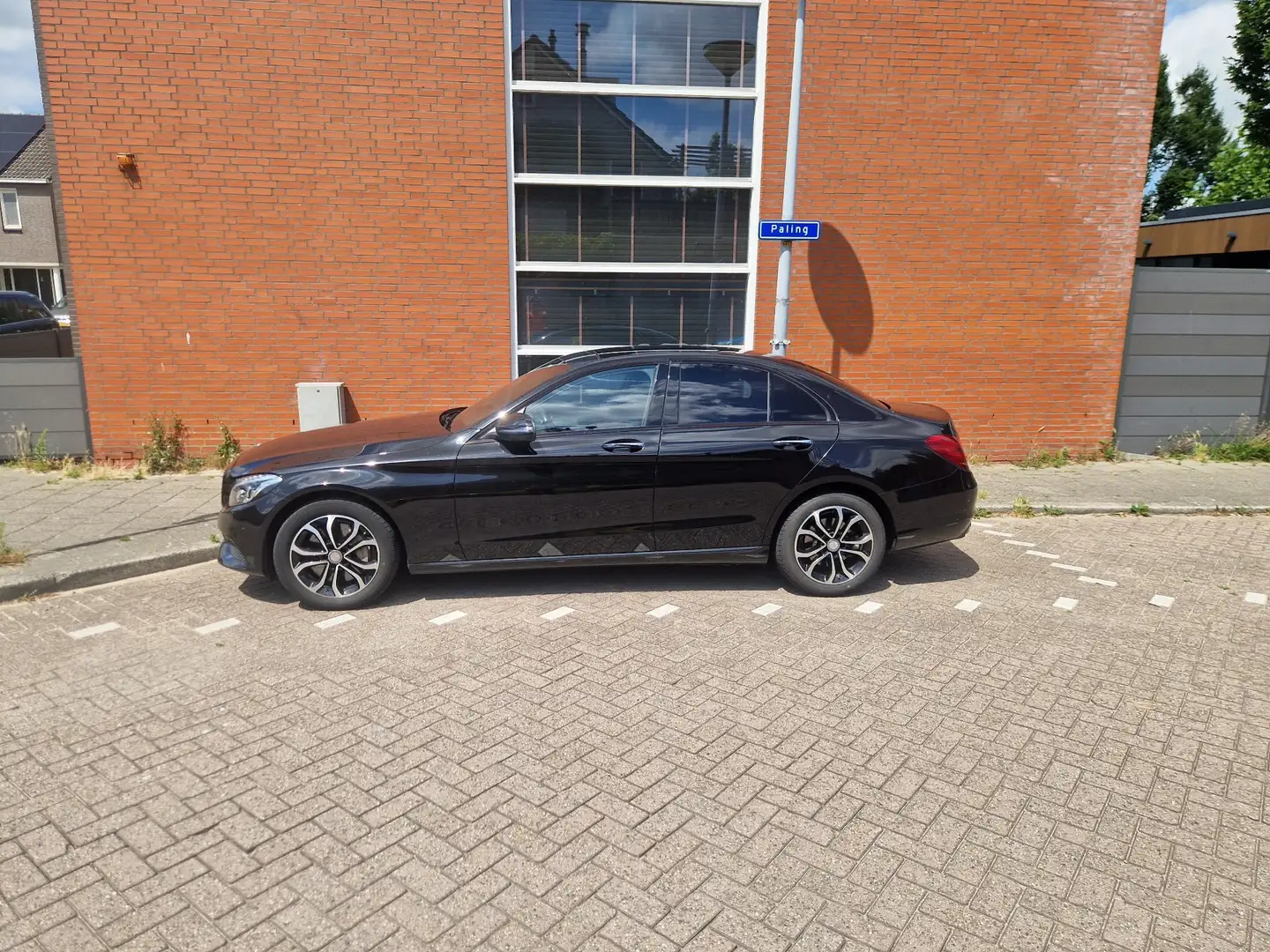 Mercedes-Benz C 350 C350e hybride Schwarz - 2