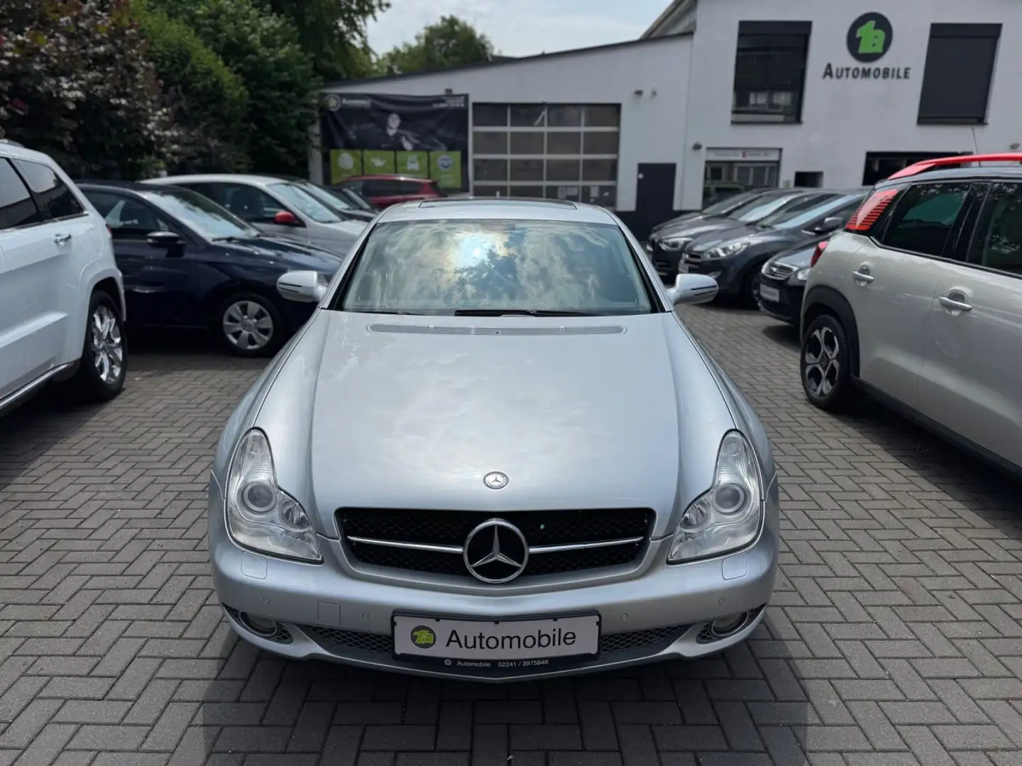Mercedes-Benz CLS 350 CGI*NAVI*SHZ*LEDER*TEMPO*Bi-XENON Stříbrná - 2