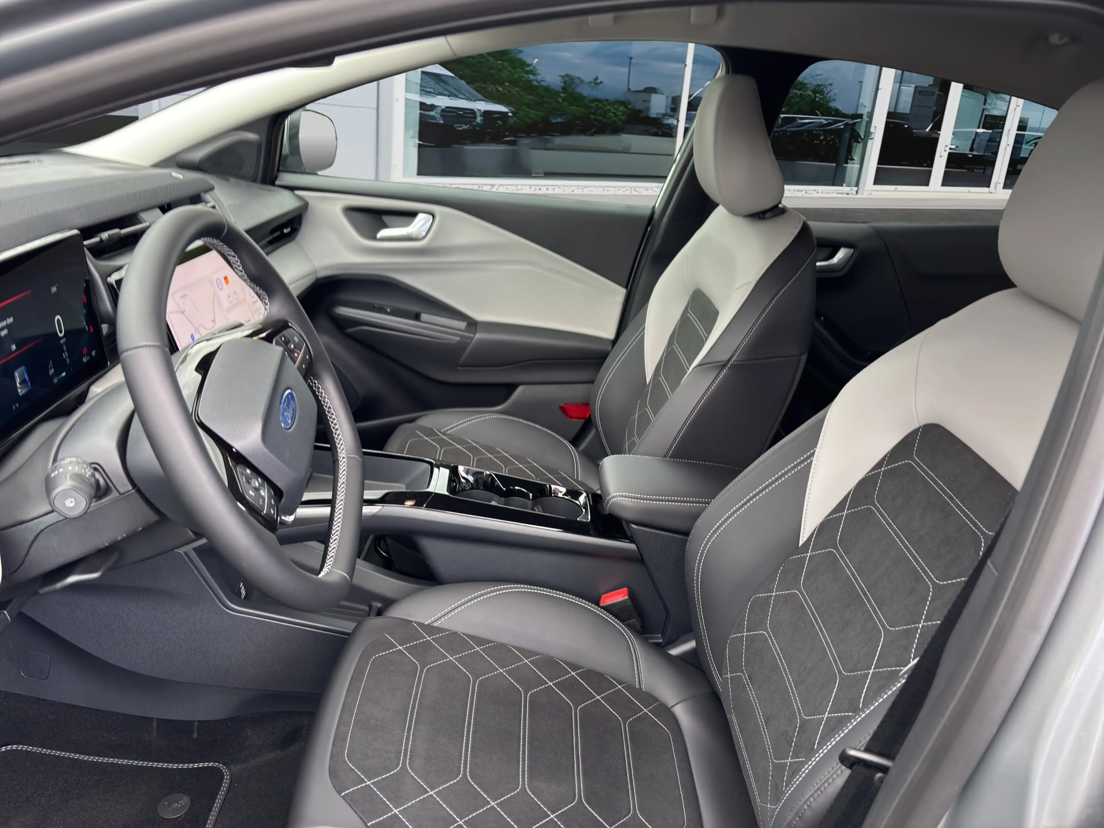 Ford Puma Gen-E 124 kW Premium FWD — photo 10
