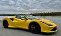 Ferrari F8 Spider Gelb - thumbnail 1