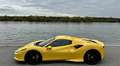 Ferrari F8 Spider Gelb - thumbnail 46