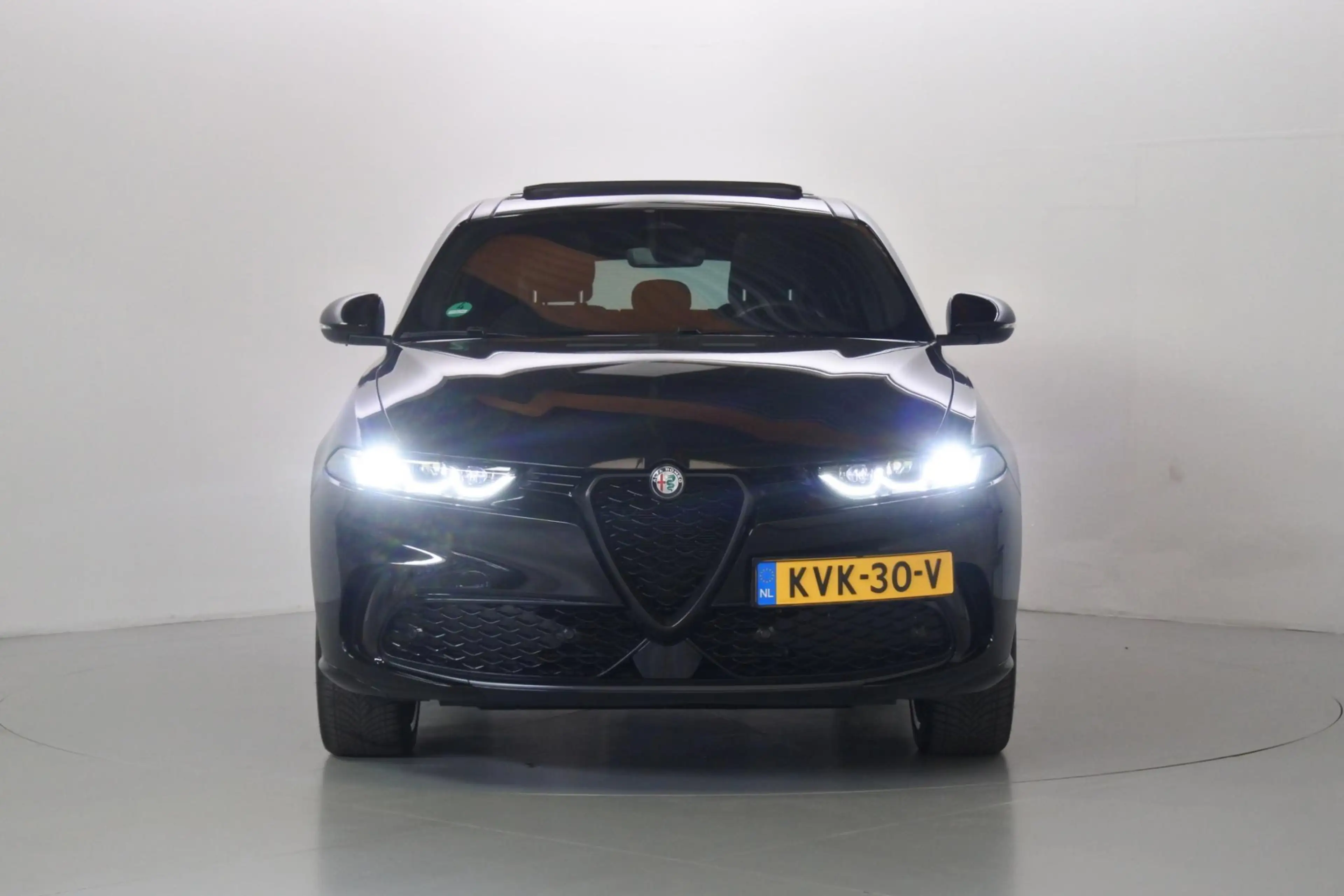 Alfa Romeo Tonale 1.5T 160pk Hybrid Veloce Panorama 20" — photo 42
